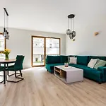Uroczy ,,Bursztynowy ,, Apartament Blisko Plazy , Parking W Cenie
